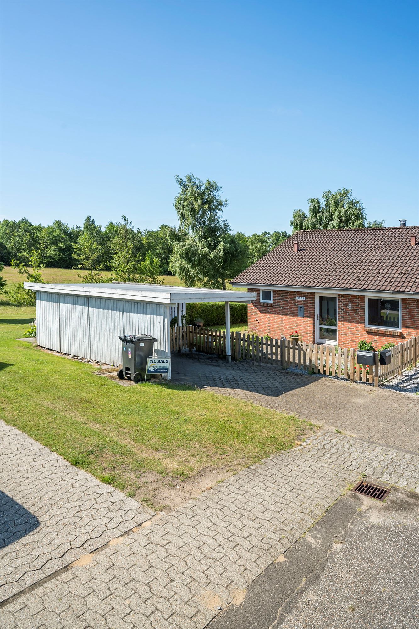 Rækkehus på Østvænget 105A 7490 Aulum.