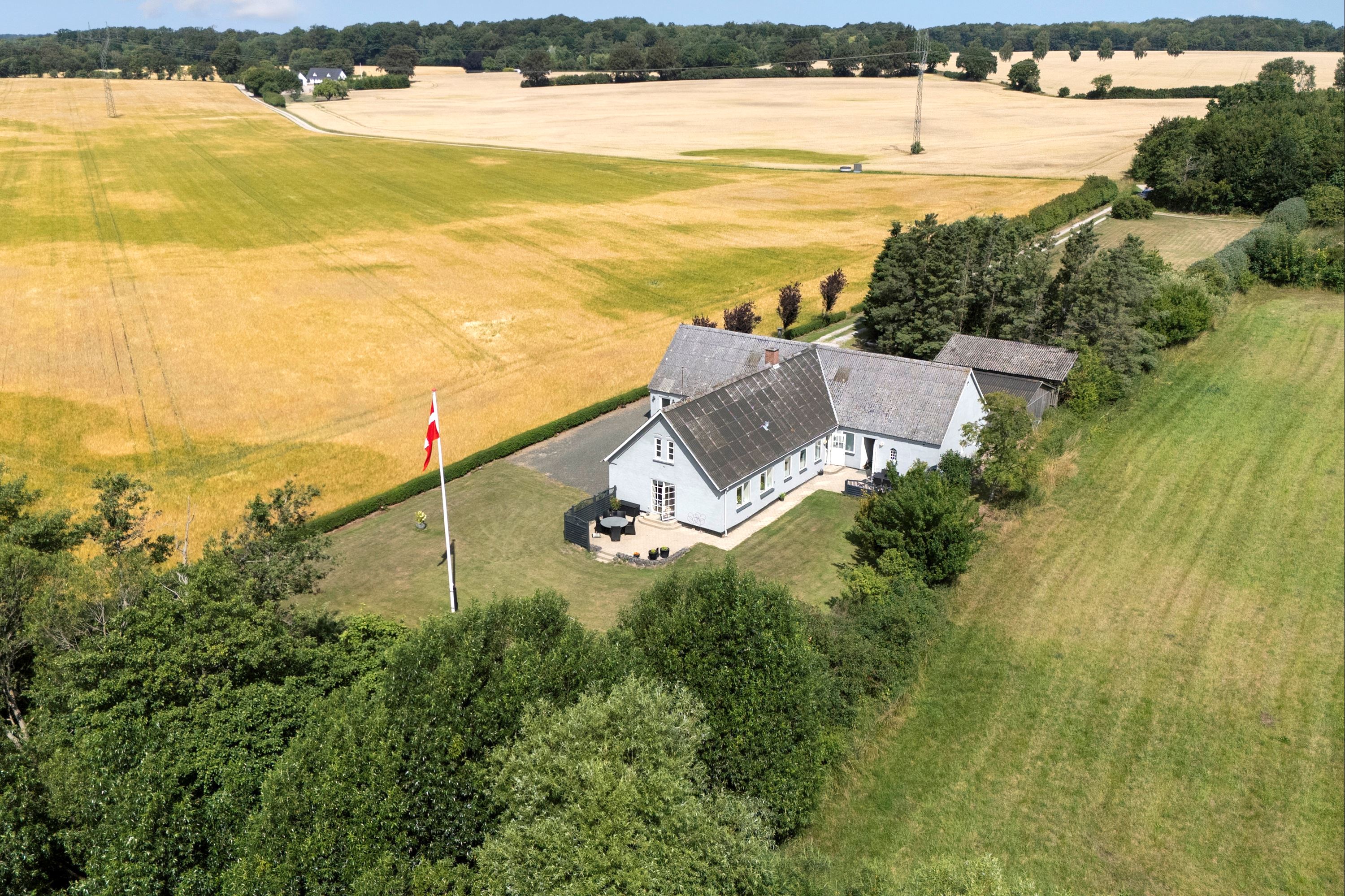 Landejendom på Krarup Nordegn 9 5750 Ringe.