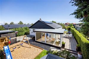 Villa til salg hos EDC Living, Kastrup/Tårnby, billede 1 af 1