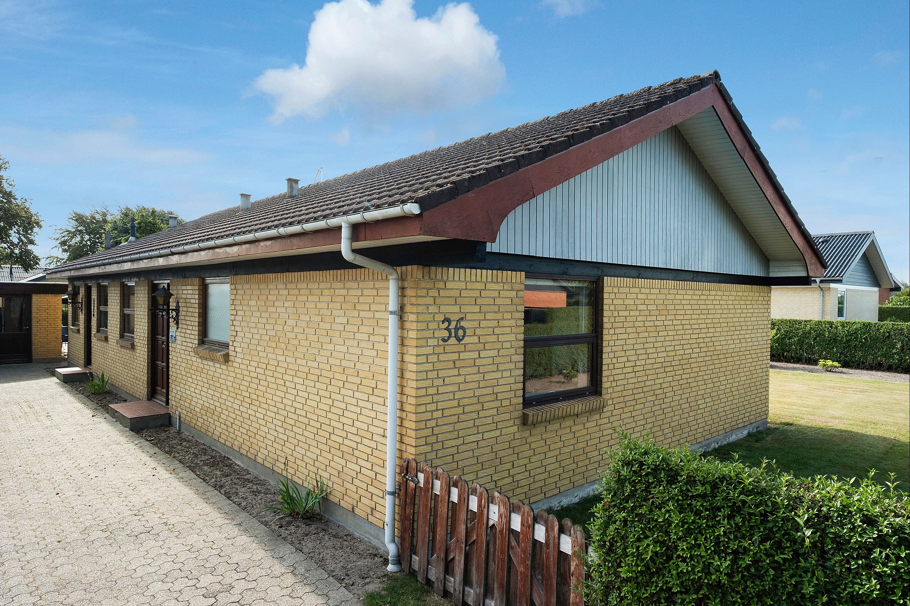 House in Sulsted, Kirkegårde - More