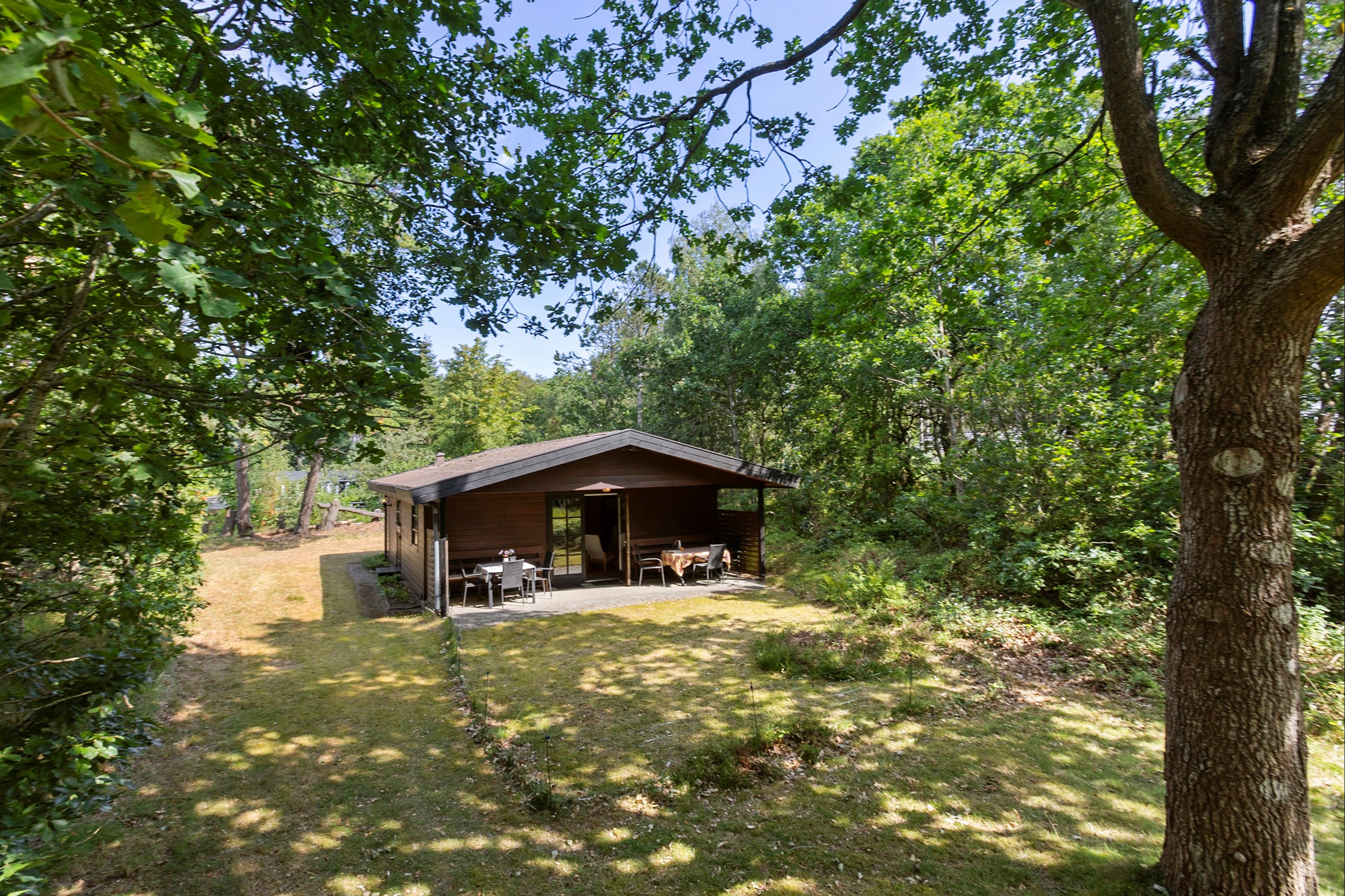 Fritidshus på Lyngtoftegård 3 9370 Hals.