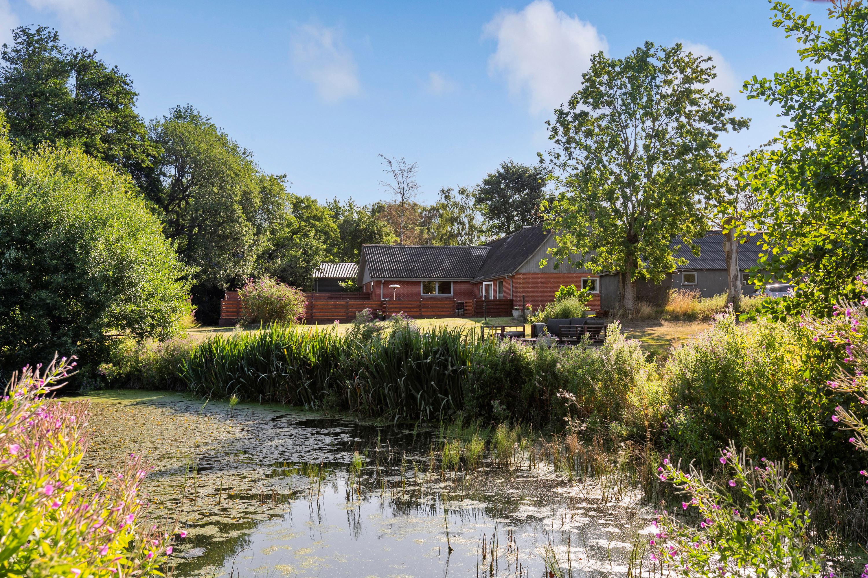 Villa på Kongensbrovej 8 8881 Thorsø.