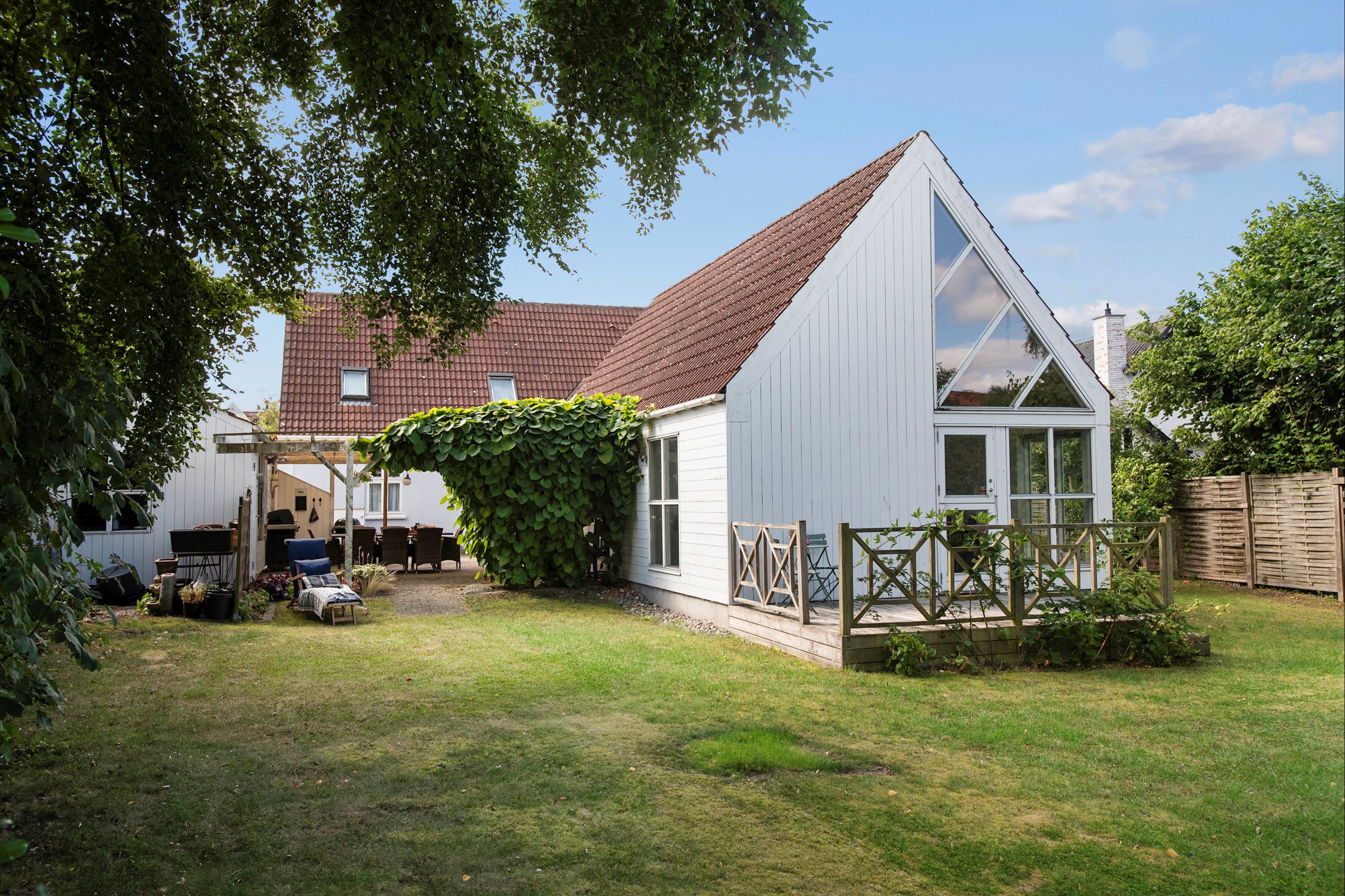 Villa på Hovedgaden 34 2690 Karlslunde.