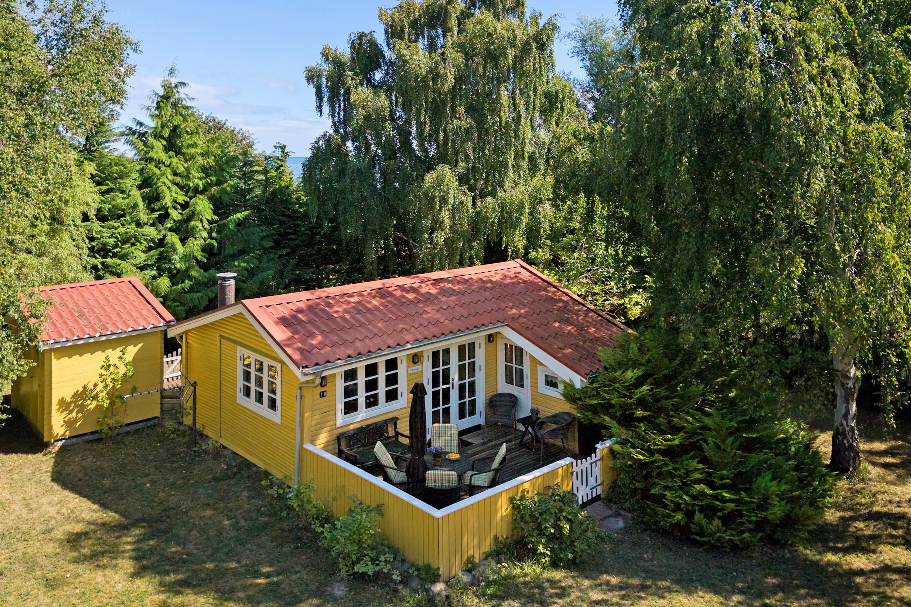 Fritidshus på Askø Strandvig 10 4942.