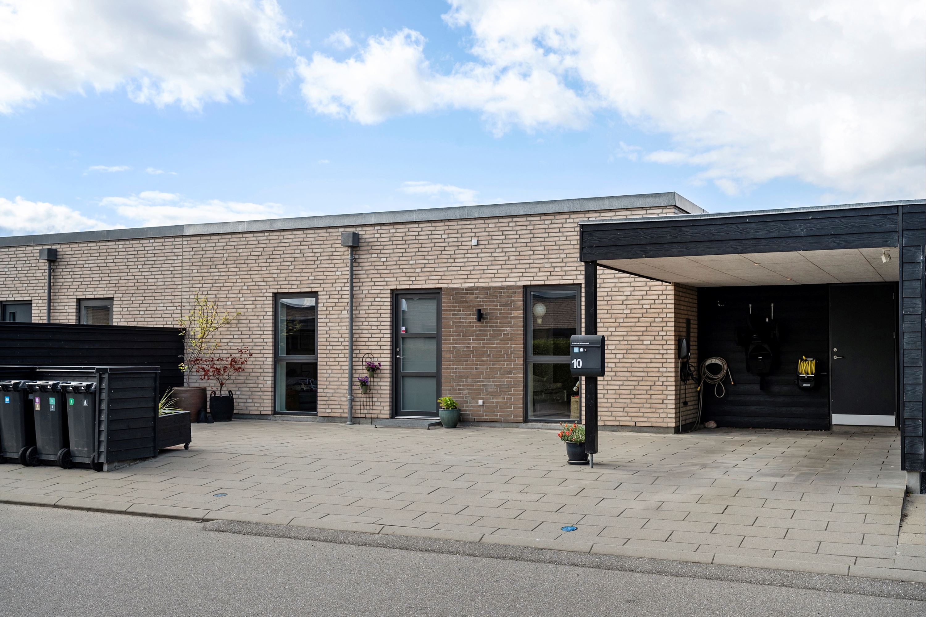 Rækkehus på Løvstikkevej 10 8600 Silkeborg.