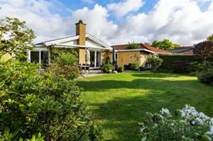 Villa på Nestors Alle 33 2650 Hvidovre.