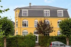 Ejerlejlighed på Esthersvej 27 1. sal tv 2900 Hellerup.