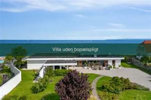 Villa på A W Holmsvej 9 3250 Gilleleje.