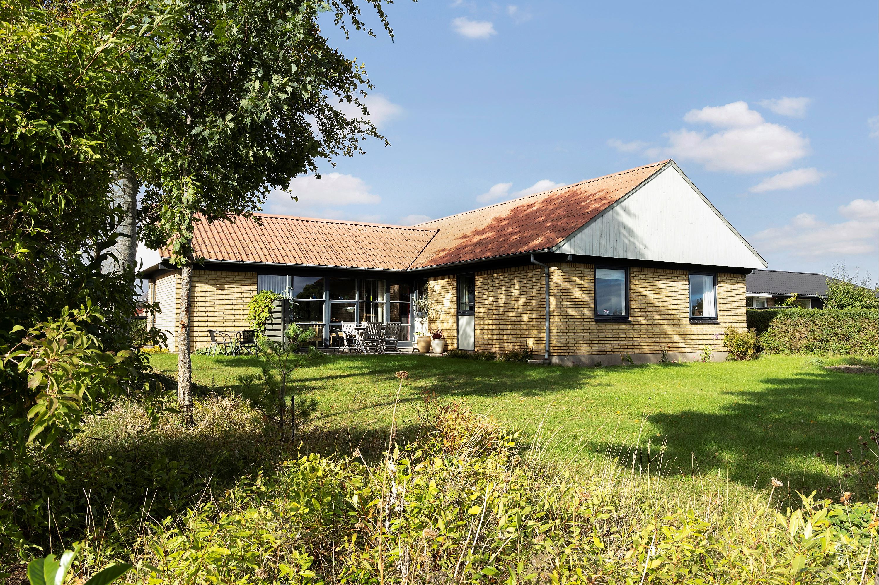 Dom, 130 m², działka 759 m²