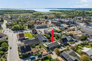 Solsortevej 1, 8410 Rønde – billede 1 af 1