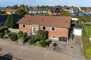 Fløjtevej 6, 8940 Randers SV – billede 1 af 1